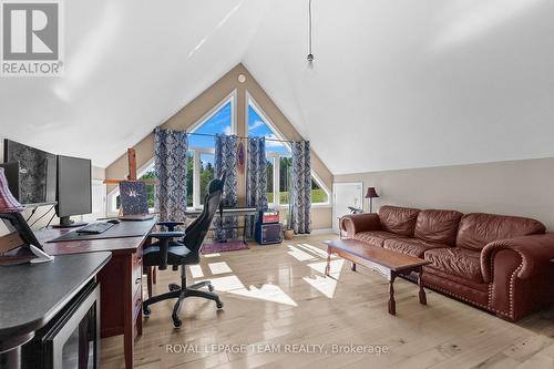 Loft space - 1622 Concession 4B, Lanark Highlands, ON - Indoor