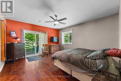 Primary bedroom - 