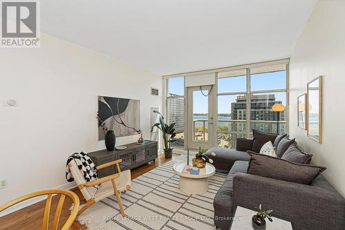#1510 - 35 Mariner Terrace, Toronto, ON - Indoor Photo Showing Living Room