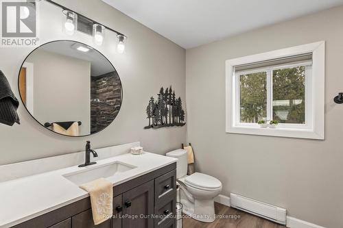 F - 1000 Garratt Road, Trent Hills, ON - Indoor Photo Showing Bathroom
