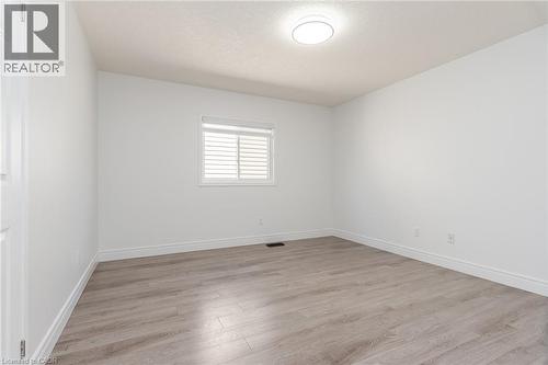 357 Parkvale Drive, Kitchener, ON - Indoor Photo Showing Other Room