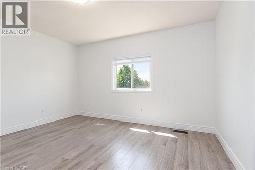 357 Parkvale Drive, Kitchener, ON - Indoor Photo Showing Other Room