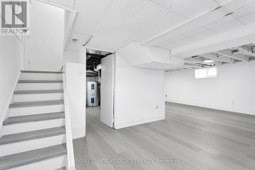 42 Rossland Road W, Oshawa, ON - Indoor