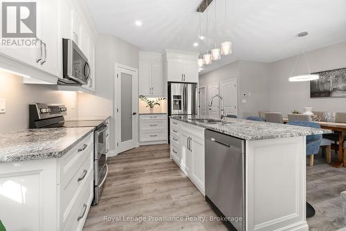 41 Singleton Street, Brighton, ON - Indoor Photo Showing Kitchen With Stainless Steel Kitchen With Upgraded Kitchen