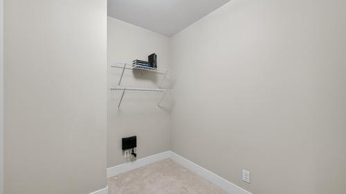 1303-1405 Springhill Drive, Kamloops, BC - Indoor With Storage