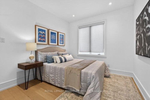 39 Derwyn Road, Toronto, ON 