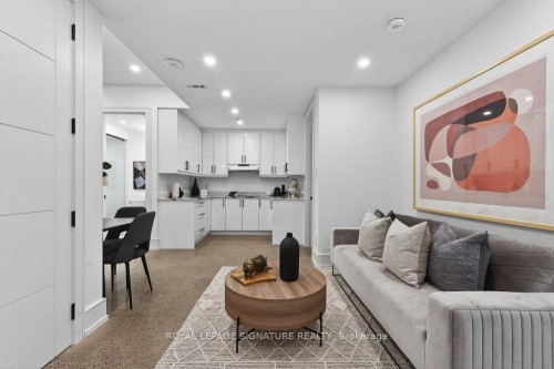 39 Derwyn Road, Toronto, ON 
