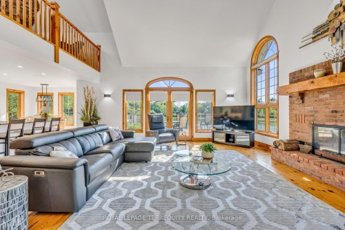516452 7Th Line, Blue Mountains, ON 