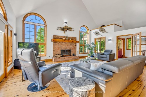 516452 7Th Line, Blue Mountains, ON 