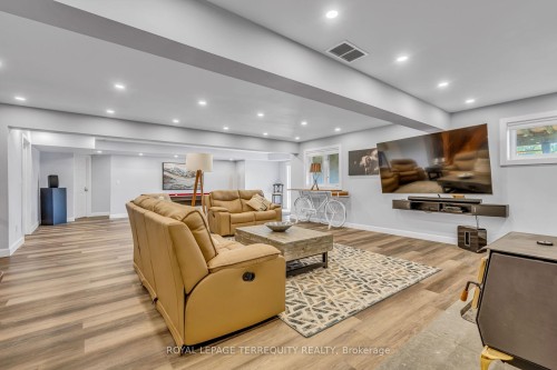 516452 7Th Line, Blue Mountains, ON 