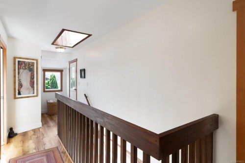 793 Stelly'S Cross Rd, Central Saanich, BC 