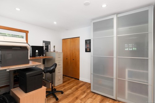 793 Stelly'S Cross Rd, Central Saanich, BC 