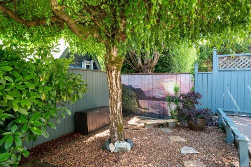 793 Stelly'S Cross Rd, Central Saanich, BC 