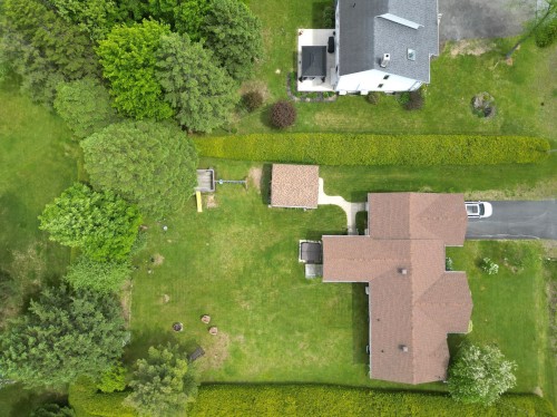 Photo aérienne - 11 Rue Des Ancêtres, Saint-Benoît-Labre, QC - Outdoor