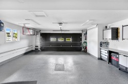 Garage - 