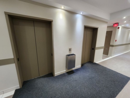 Elevator - 205-4650 Boul. Des Laurentides, Laval (Vimont), QC - Indoor Photo Showing Other Room