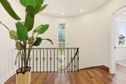 Escalier - 35 Rue Dufferin, Hampstead, QC - Indoor Photo Showing Other Room