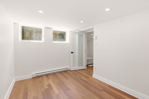 Chambre à coucher - 35 Rue Dufferin, Hampstead, QC - Indoor Photo Showing Other Room