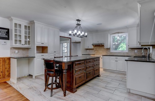 Cuisine - 92  - 94 Crois. Desautels, Saint-Charles-Sur-Richelieu, QC - Indoor Photo Showing Kitchen