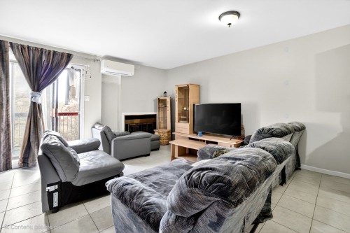 Salon - 321-56 Boul. Bellerose E., Laval (Vimont), QC - Indoor Photo Showing Living Room