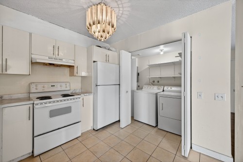 Salle de lavage - 607-2300 Rue Ward, Montréal (Saint-Laurent), QC - Indoor Photo Showing Laundry Room