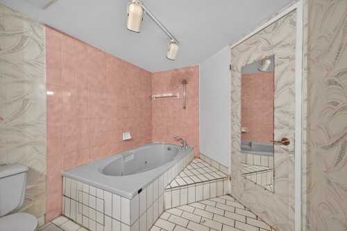 Salle de bains - 607-2300 Rue Ward, Montréal (Saint-Laurent), QC - Indoor Photo Showing Bathroom
