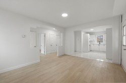 11131  - 11133 Av. L'Archevêque Montréal (Montréal-Nord), QC H1H 3A8