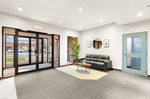 Réception - 307-355 Rue Hurteau, Dollard-Des-Ormeaux, QC - Indoor Photo Showing Other Room