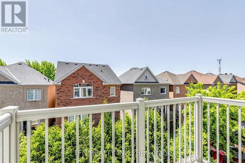 30 Hesperus Road, Vaughan, ON - Outdoor With Facade