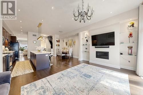 30 Hesperus Road, Vaughan, ON - Indoor Photo Showing Living Room
