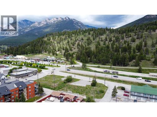 7567 & 7575 Main Street W, Radium Hot Springs, BC 