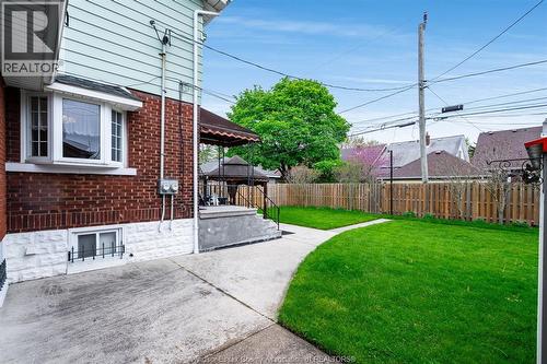 2279 Lillian Avenue, Windsor, ON 