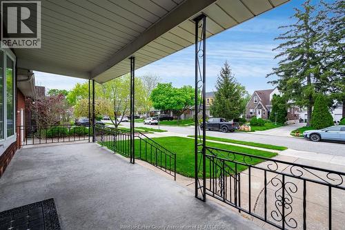 2279 Lillian Avenue, Windsor, ON 