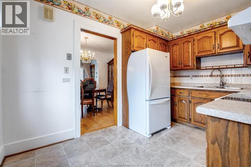 2279 Lillian Avenue, Windsor, ON 