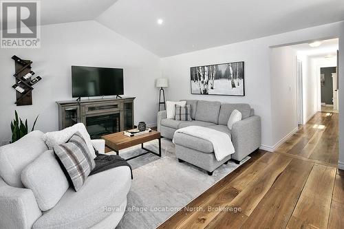 486056 Grey Road 30, Grey Highlands, ON - Indoor Photo Showing Living Room With Fireplace