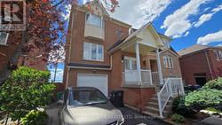 22 DOMENICO CRESCENT Brampton, ON L6P 1H5