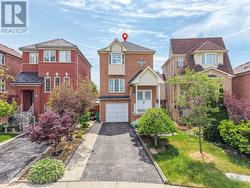 22 DOMENICO CRESCENT Brampton, ON L6P 1H5