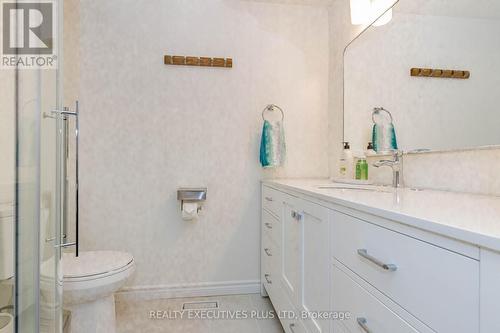 12 Maidstone Crescent, Brampton, ON 