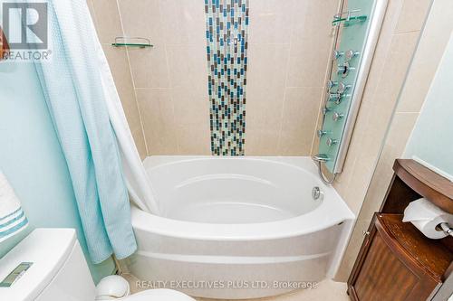 12 Maidstone Crescent, Brampton, ON 