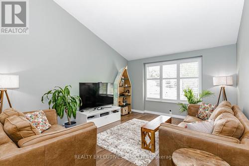 12 Maidstone Crescent, Brampton, ON 
