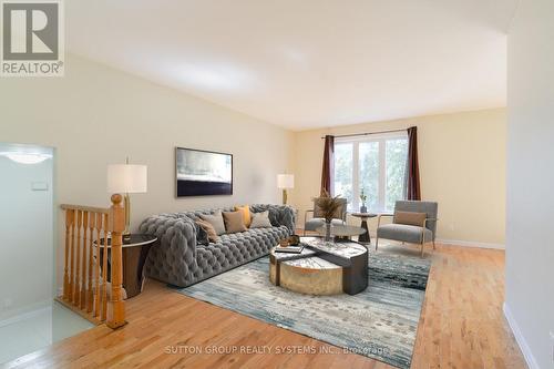 19 Lorraine Drive, Cambridge, ON 