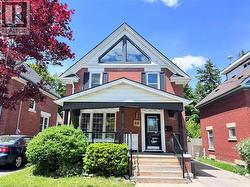 40 WOODLAND Avenue  Kitchener, ON N2M 3G7