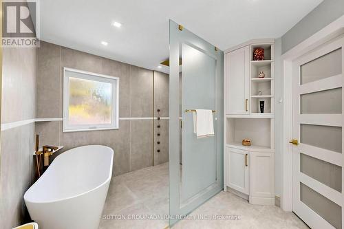 50 Springer Drive, Richmond Hill, ON 