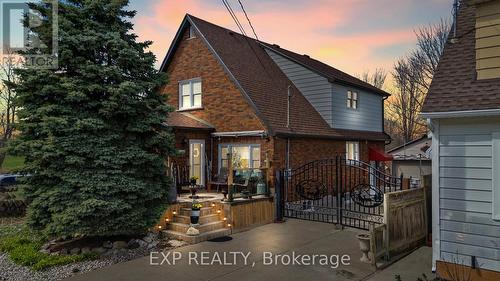 5367 KITCHENER STREET  Niagara Falls (Clifton Hill), ON L2G 1B6
