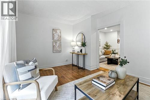 236 Cope Street, Hamilton, ON - Indoor Photo Showing Living Room