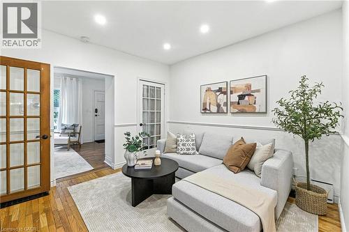 236 Cope Street, Hamilton, ON - Indoor Photo Showing Other Room
