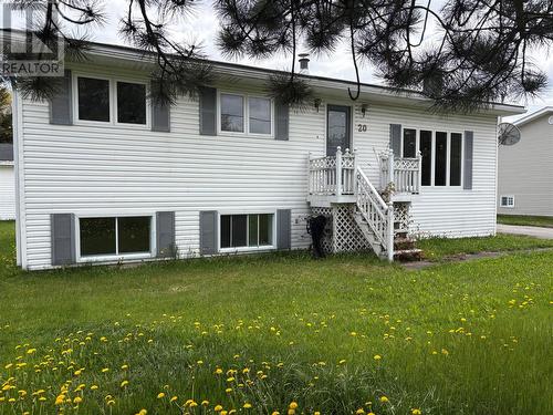 20 Midland Row, Pasadena, NL 