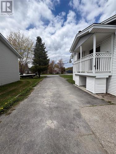 20 Midland Row, Pasadena, NL 