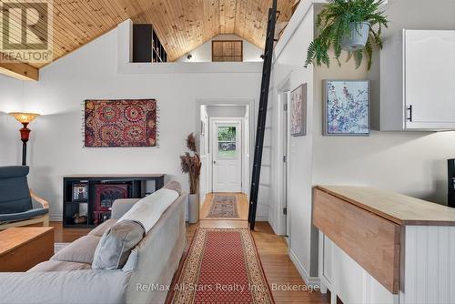 2 Elder Street, Kawartha Lakes (Fenelon), ON 