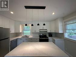 714 TENNYSON AVENUE Oshawa, ON L1H 3K4